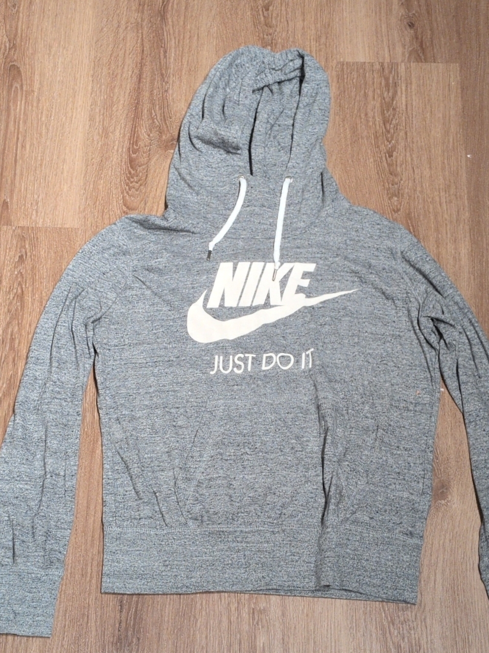 Nike Men’s Heather Gray Hooded Sweatshirt with White Logo